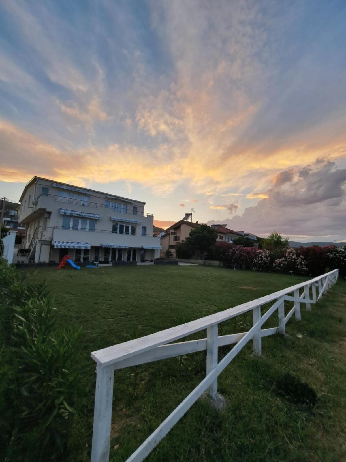 B&B Apartments Dojran Exterior foto